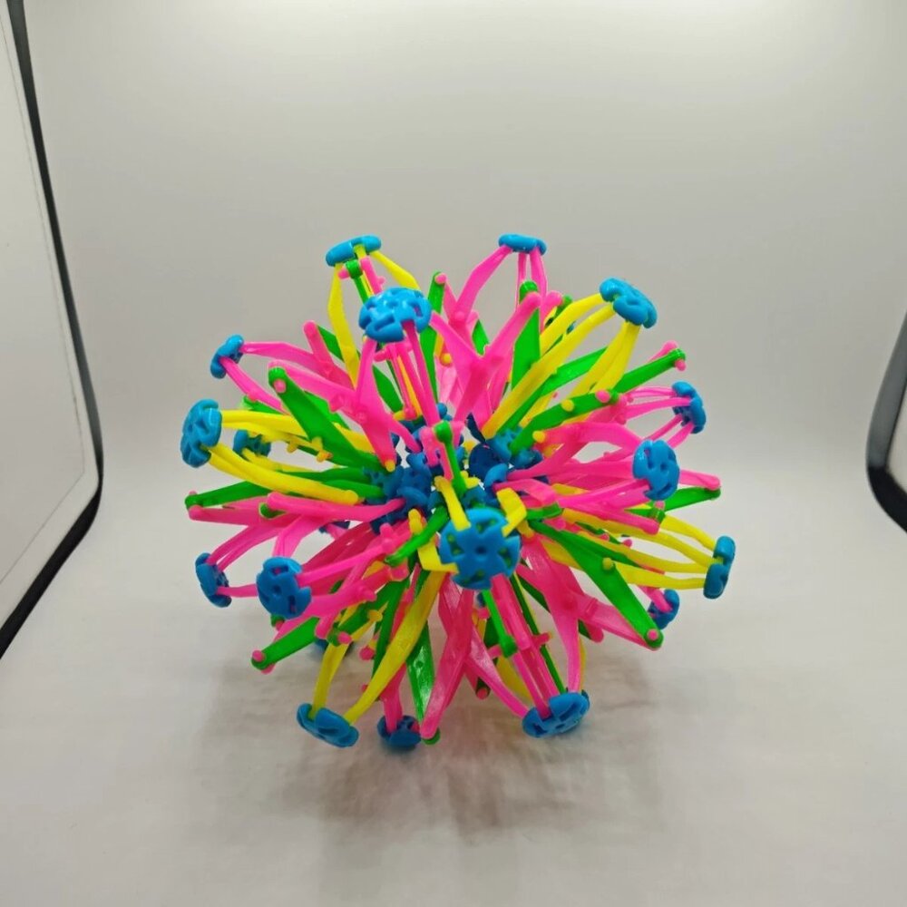 Expandable Magic Ball Breathing Ball Toy Rainbow Shrinking Glow Inflatable Ball